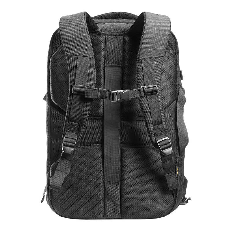 Travel Laptop Backpack 17"/40L Tomtoc Navigator-T66 (black)