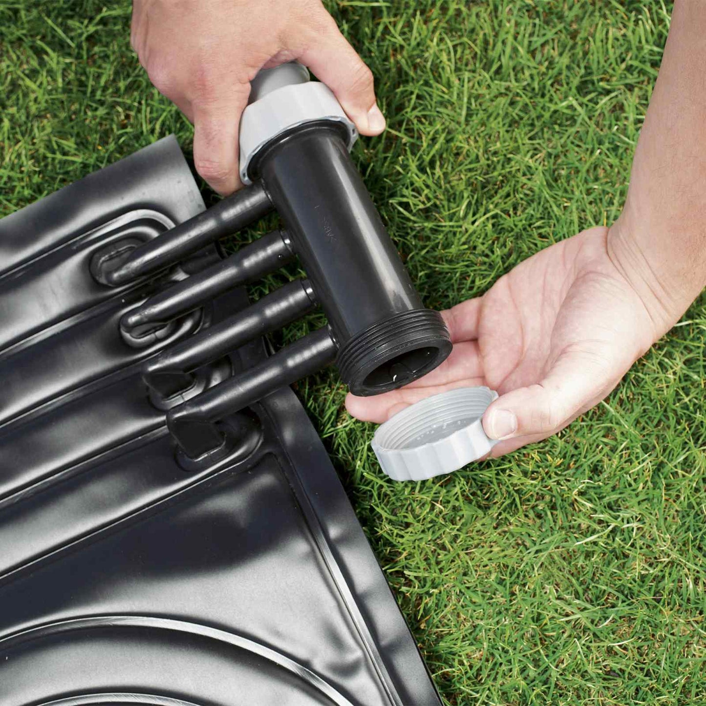 Bestway Ηλιακός Ματ Θέρμανσης Πισίνας Μαύρο 110 x 171 εκ PVC