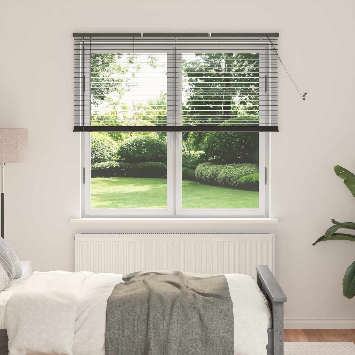 vidaXL Βενετσιάνικη Σκίαση Ασημί Γκρι 150 x 130 εκ PVC