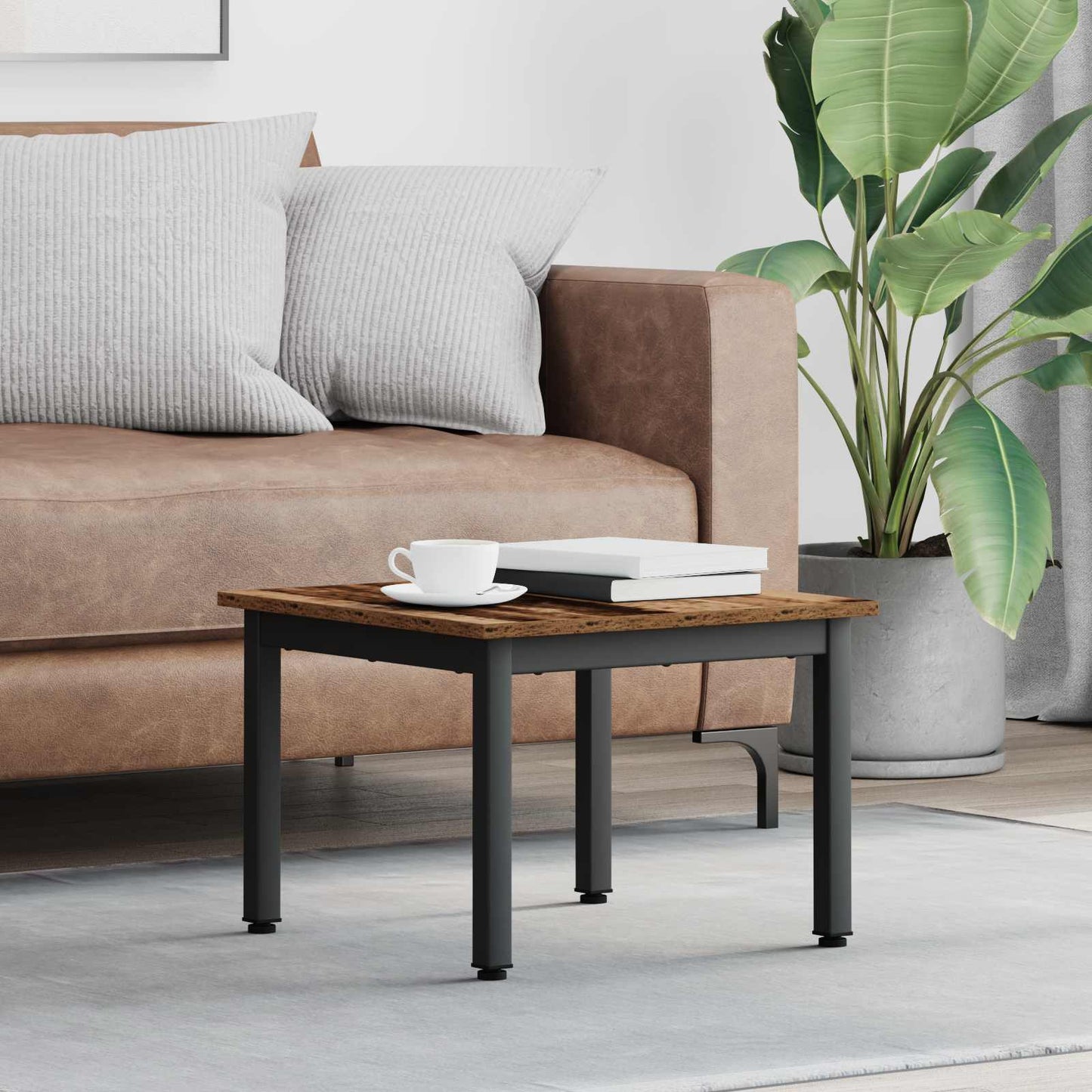 vidaXL Τραπεζάκι σαλονιού Παλιό ξύλο 50 x 50 x 36 εκ.